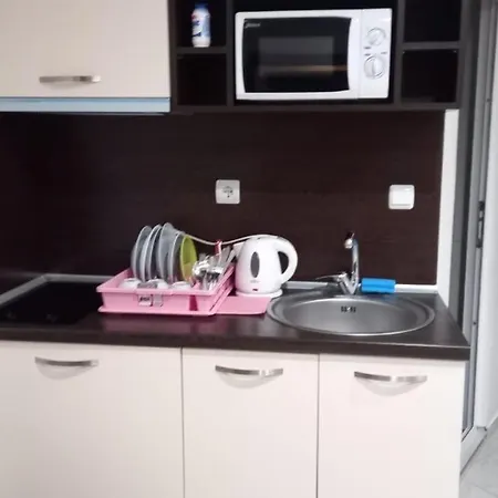 солнечная студия на солнечном берегу Sunny Studio On Sunny Apartament *